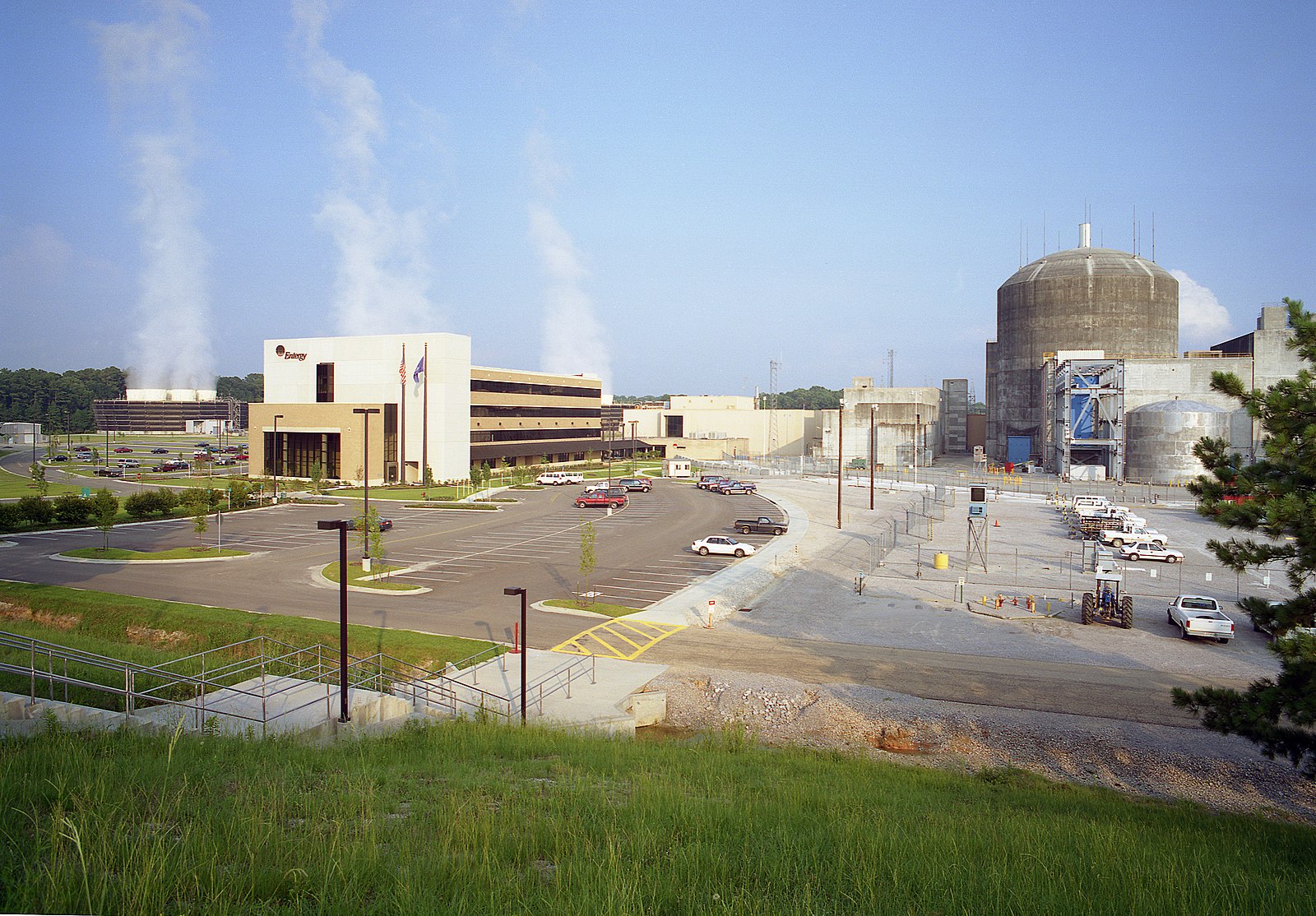 This image shows the River Bend Station in St. Francisville, LA. It is one of two nuclear power plant facilities in Louisiana